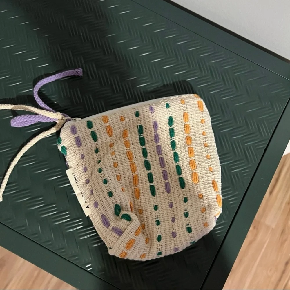 Assorted Patterned Pouches - Picture 5 of 6